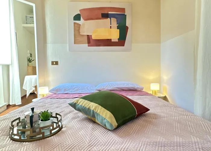 Luminoso E Confortevole Centro Apartman *