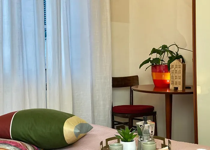 Luminoso E Confortevole Centro Apartamento